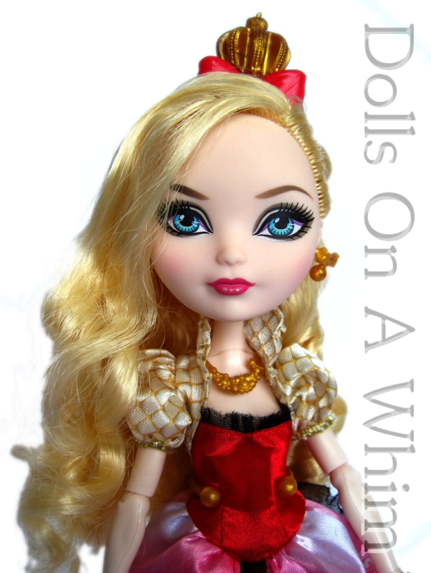 Mattel Ever After High: Original Outfit Royal “Apple White” Doll Review –  Dolls On A Whim